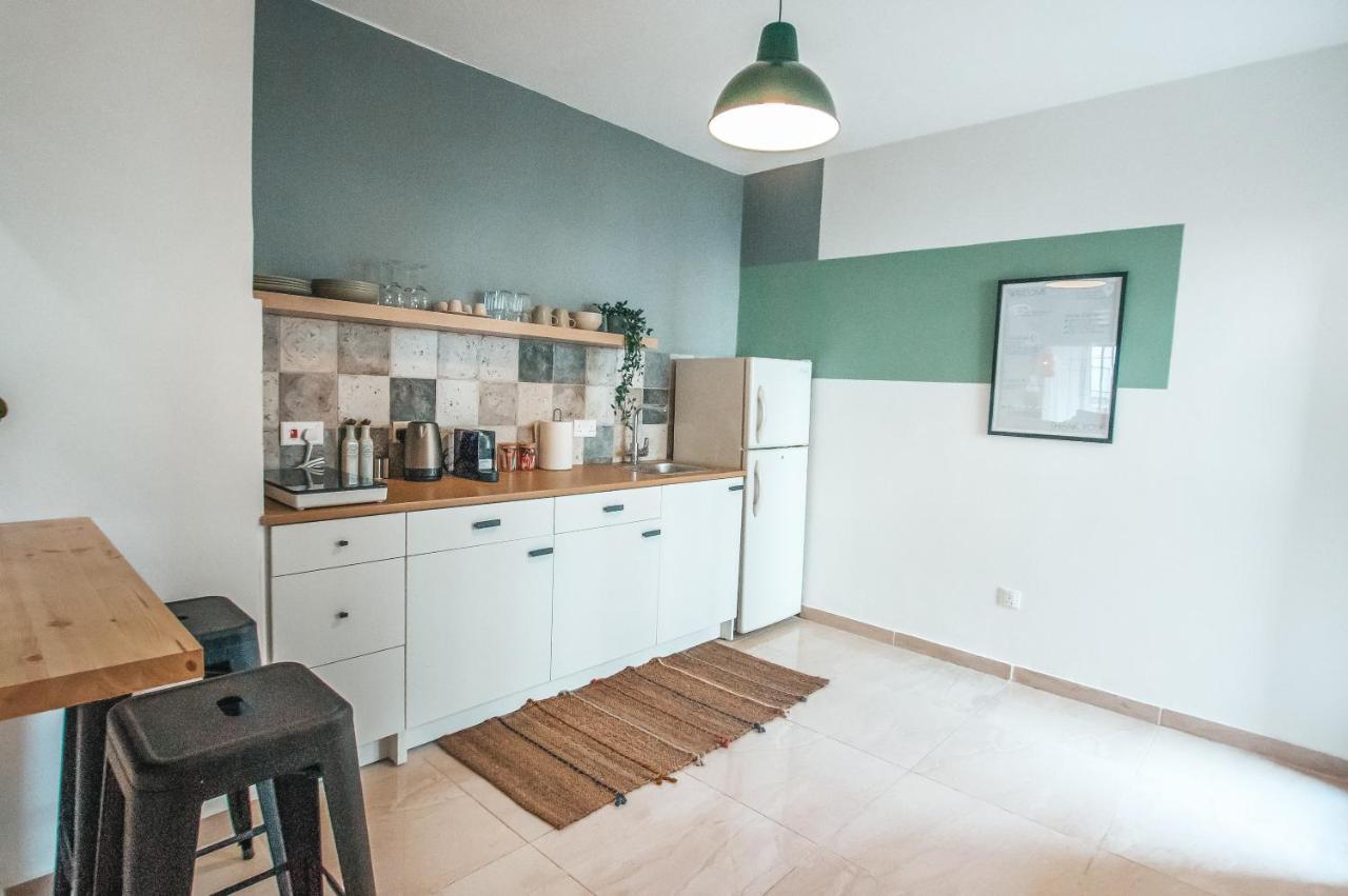 The Green Apartment Larnaca Dış mekan fotoğraf